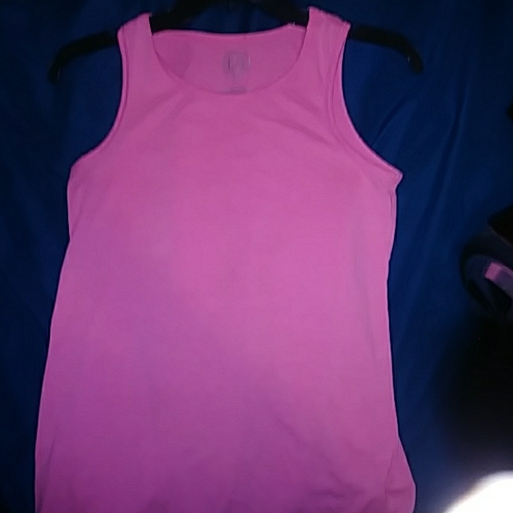 2 tank tops